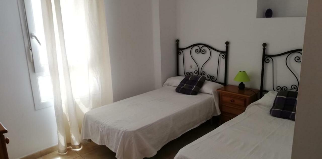 Apartamento Casco Historico Conil De La Fra. 5 Mins De La Playa. Apartment Конил-де-ла-Фронтера Екстериор снимка