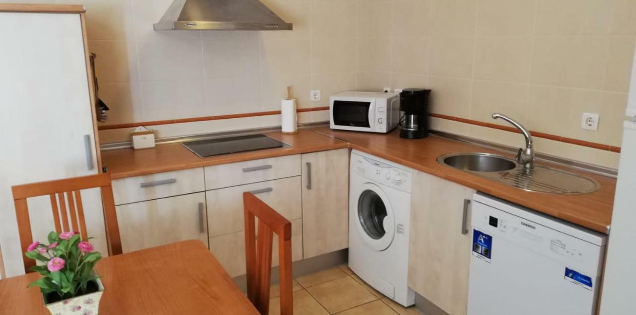 Apartamento Casco Historico Conil De La Fra. 5 Mins De La Playa. Apartment Конил-де-ла-Фронтера Екстериор снимка
